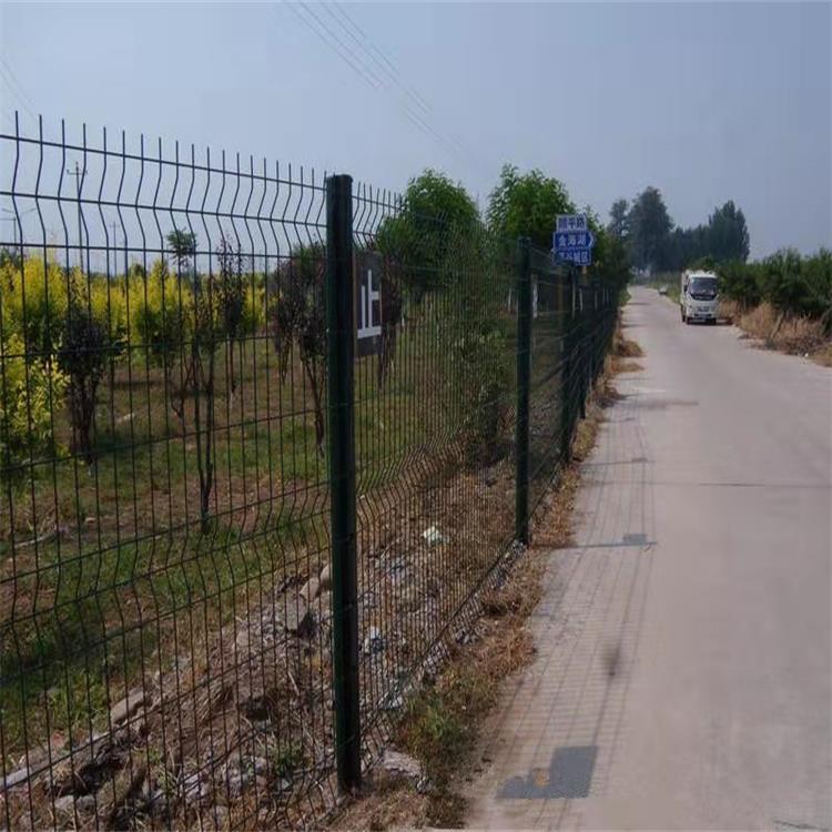 工地道路护栏网 - 安平县艾瑞金属丝网有限公司图片3